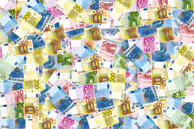 The Euro: one of the major currencies in the world behind the US Dollar